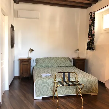 Mini Palazzo Montegnacco-braida ウーディネ